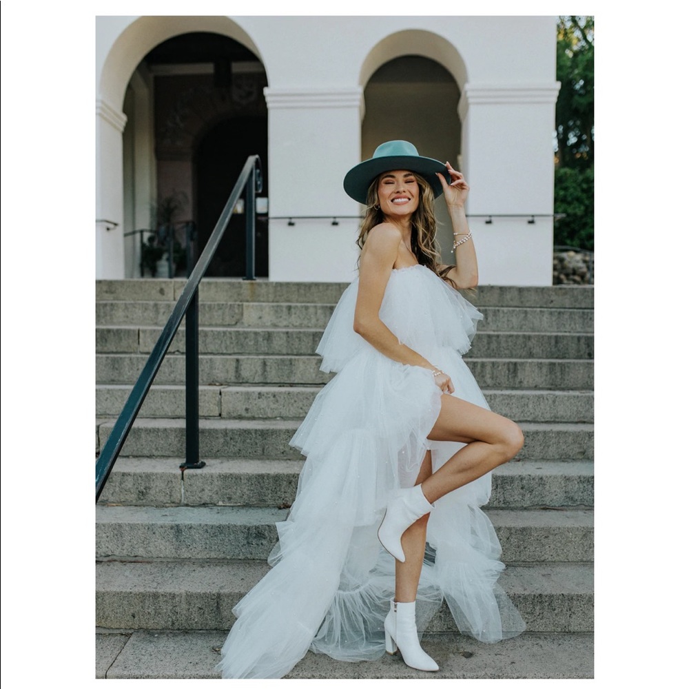 NWOT UNTAMED PETALS PEARL EMBELLISHED SEASIDE GOWN - OFF-WHITE